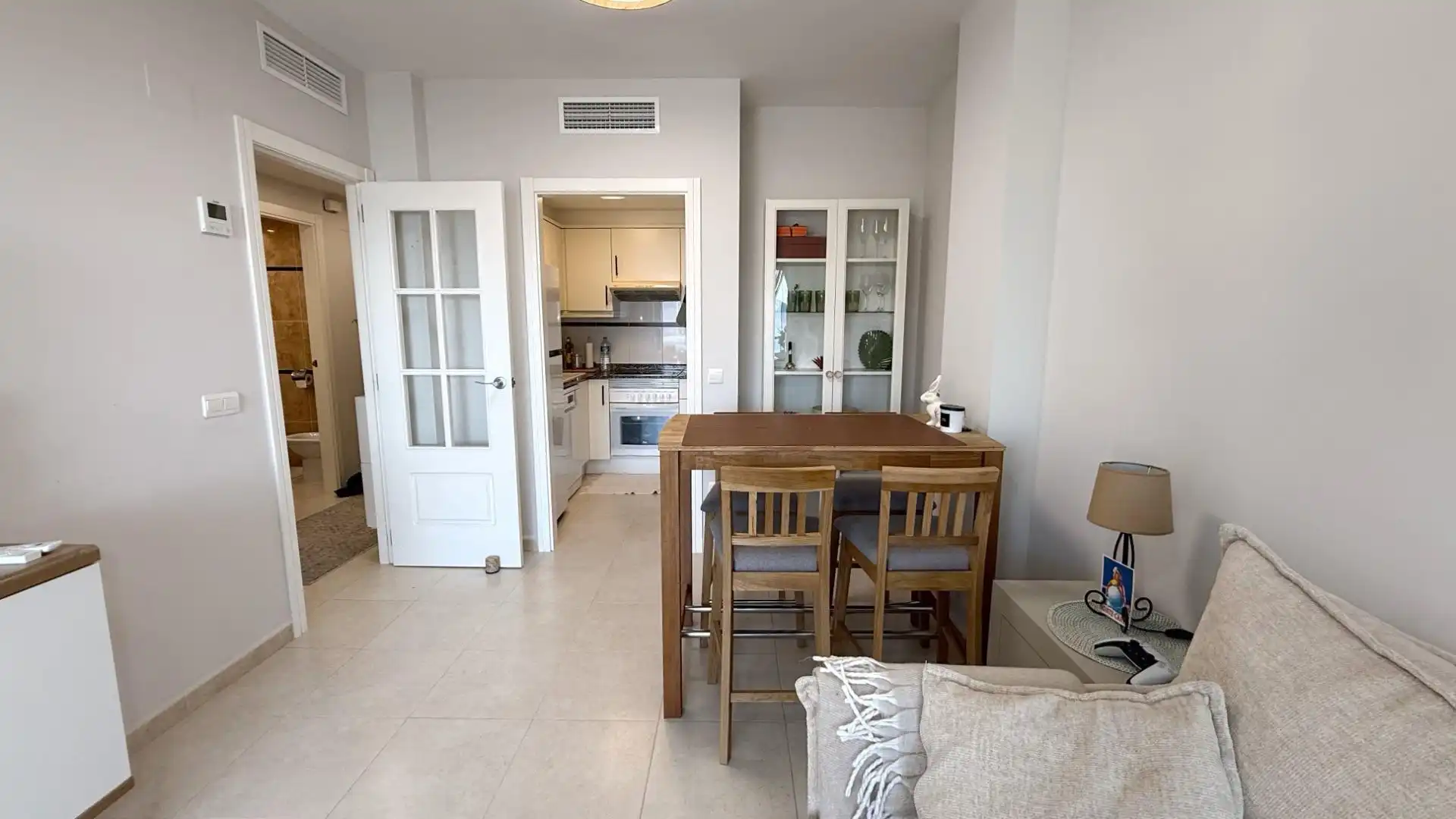 Menjador de Apartament en venda en Calpe / Calp amb Aire condicionat, Calefacció i Jardí privat