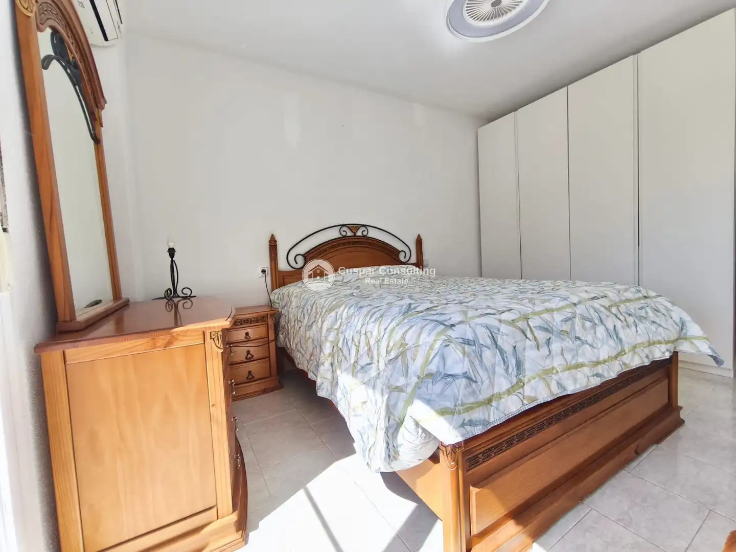 Habitación de Casa adosada en venta en San Pedro del Pinatar con Aire acondicionado, Calefacción y Terraza