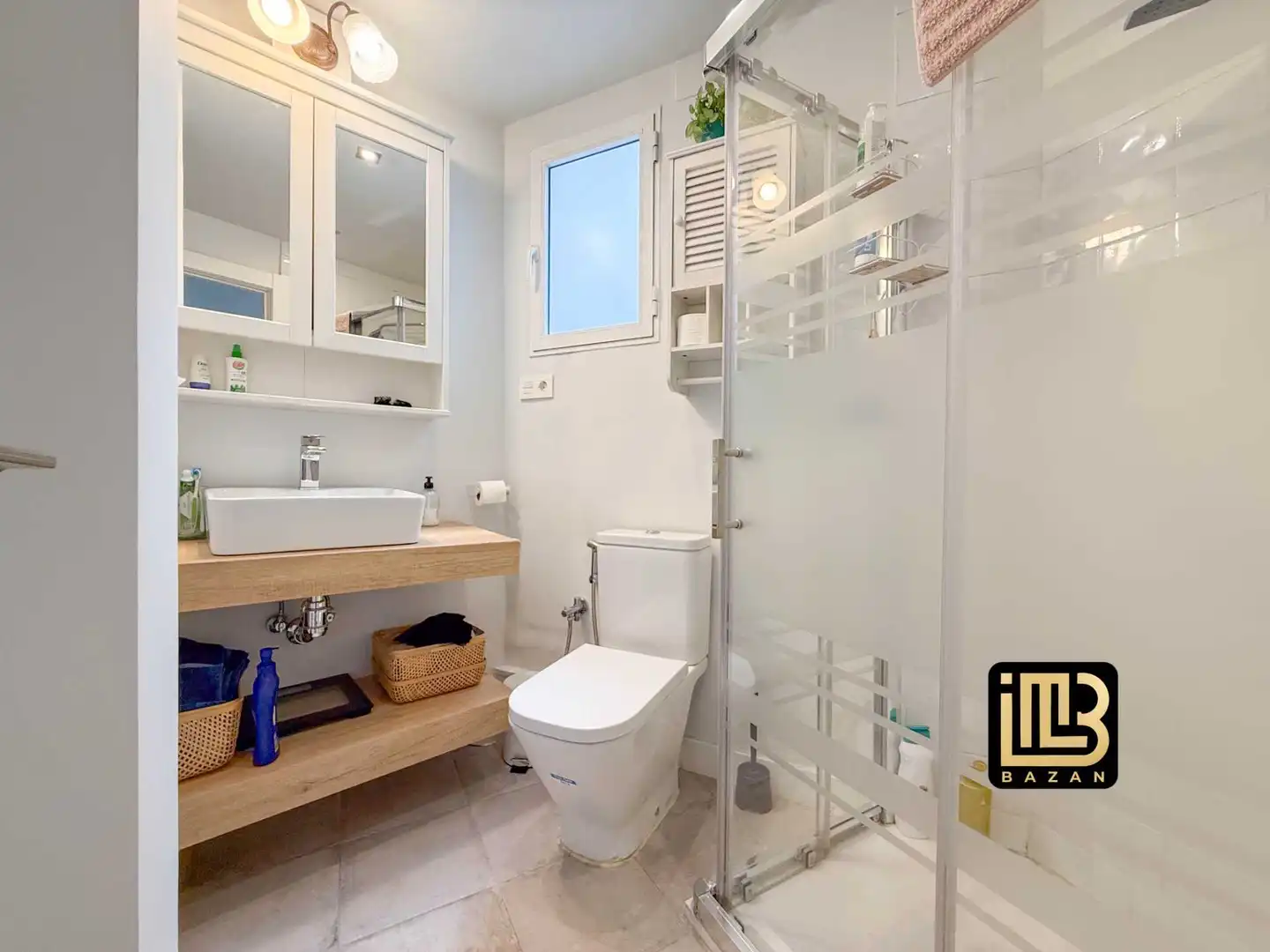 Baño de Piso de alquiler en Antequera con Aire acondicionado, Calefacción y Parquet
