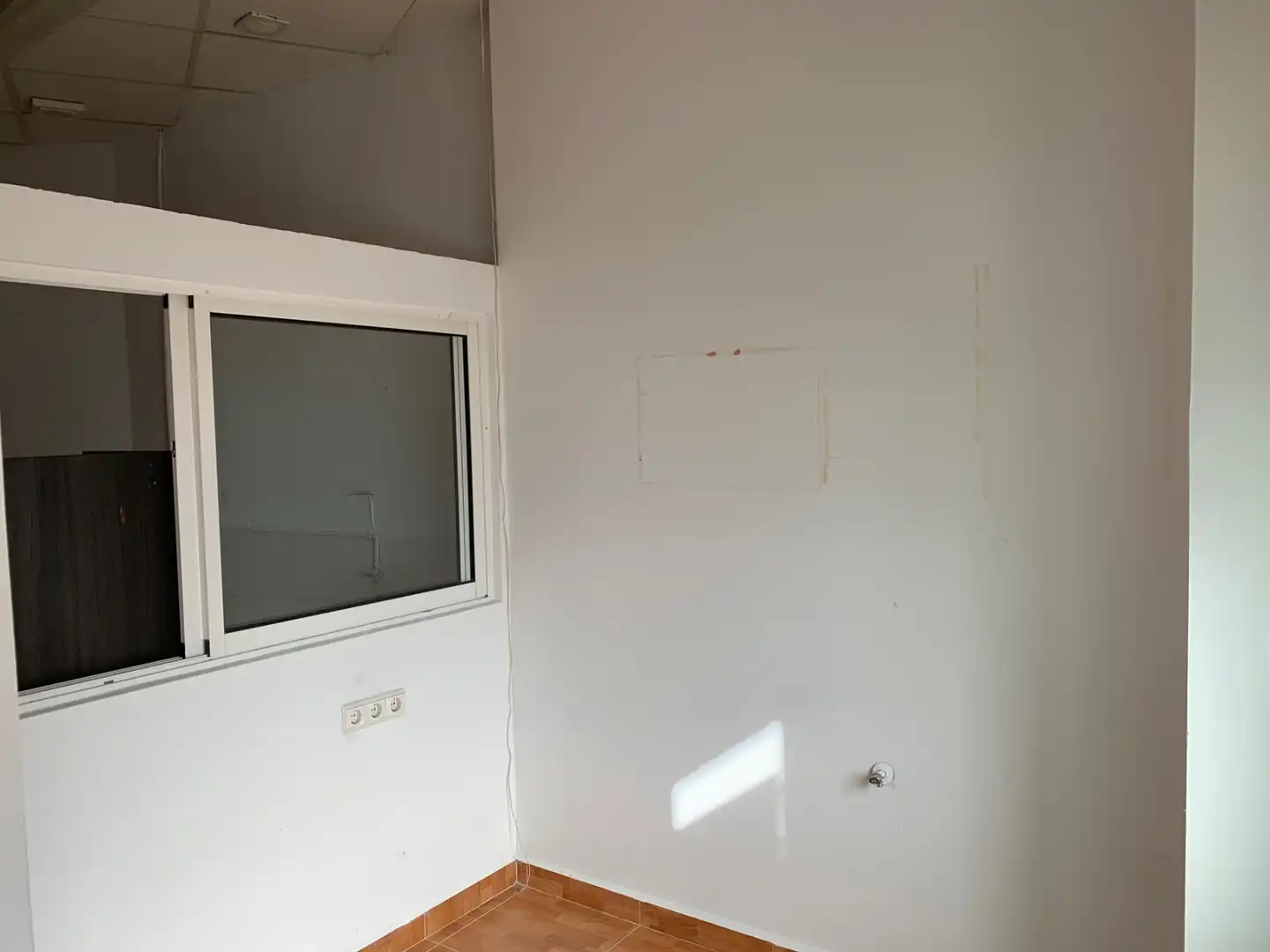 Commercial properties for sale in Avenida de Andalucía, 138, Urbanización Santa Rosa