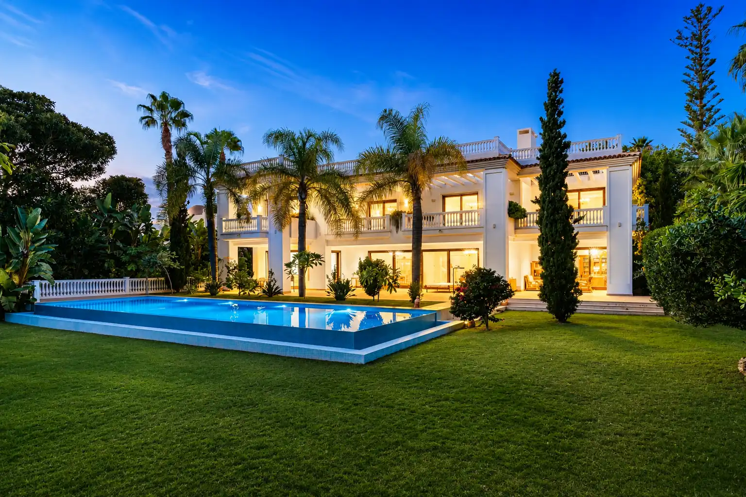 Casa amb terrassa en venda a Benamara - Atalaya