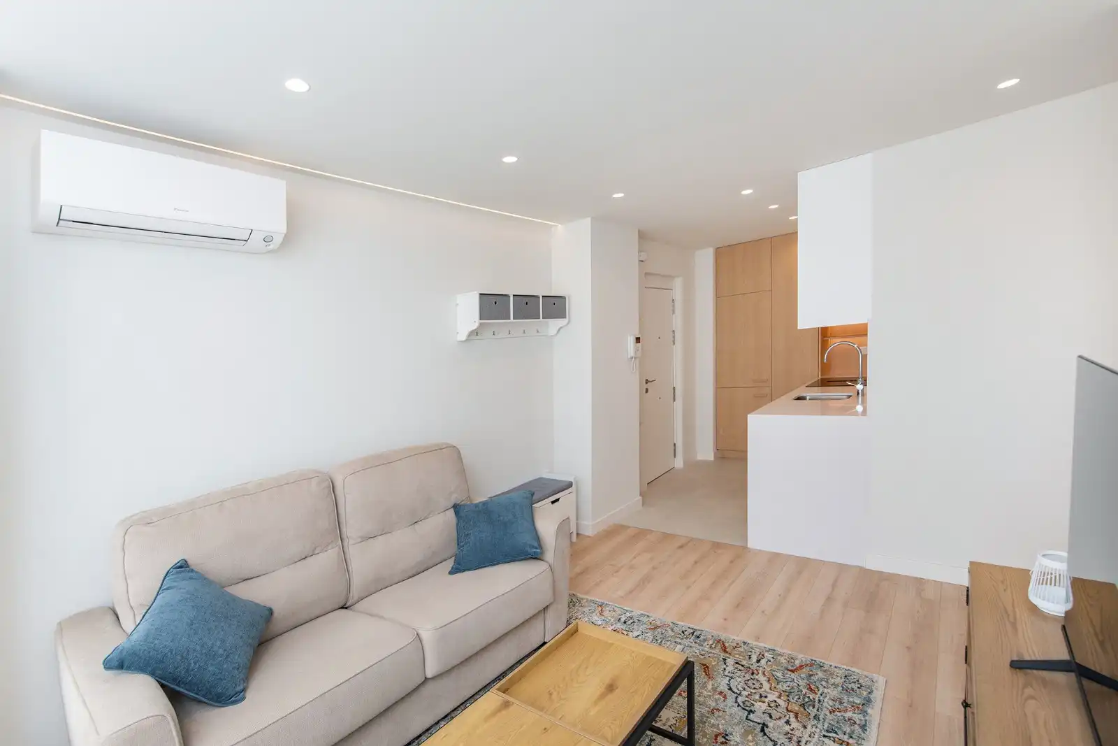 Apartament de lloguer a Plaza Benjamín Palencia, Hospital