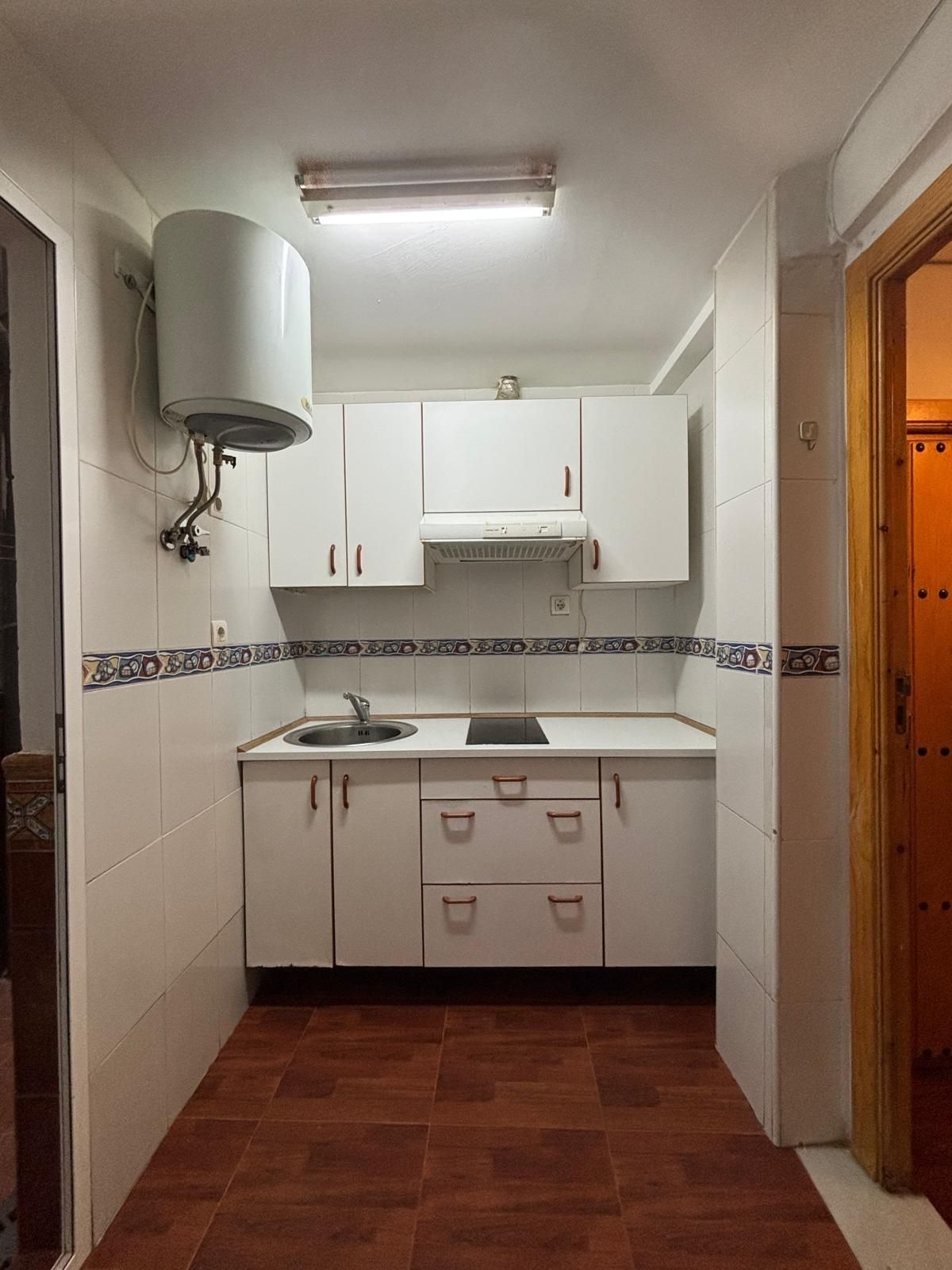 Cuina de Estudi de lloguer en  Granada Capital