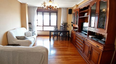 Foto 3 de Piso en venta en Iparragirre Etorbidea, Capitán Mendizabal - La Sardinera, Santurtzi
