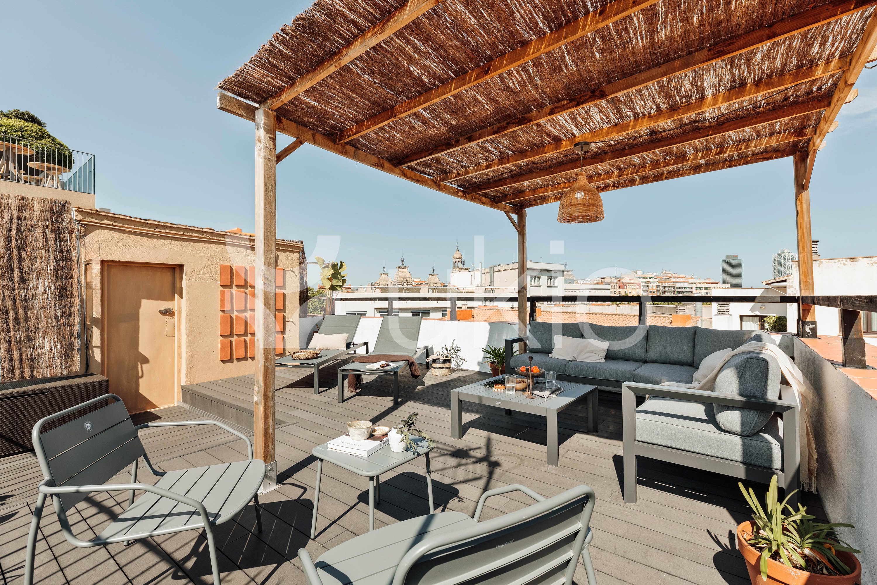 Terrassa de Estudi de lloguer en  Barcelona Capital amb Aire condicionat, Calefacció i Terrassa