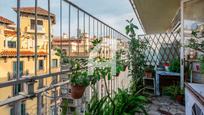 Balcony of Flat for sale in  Barcelona Capital  with Heating, Parquet flooring and Terrace