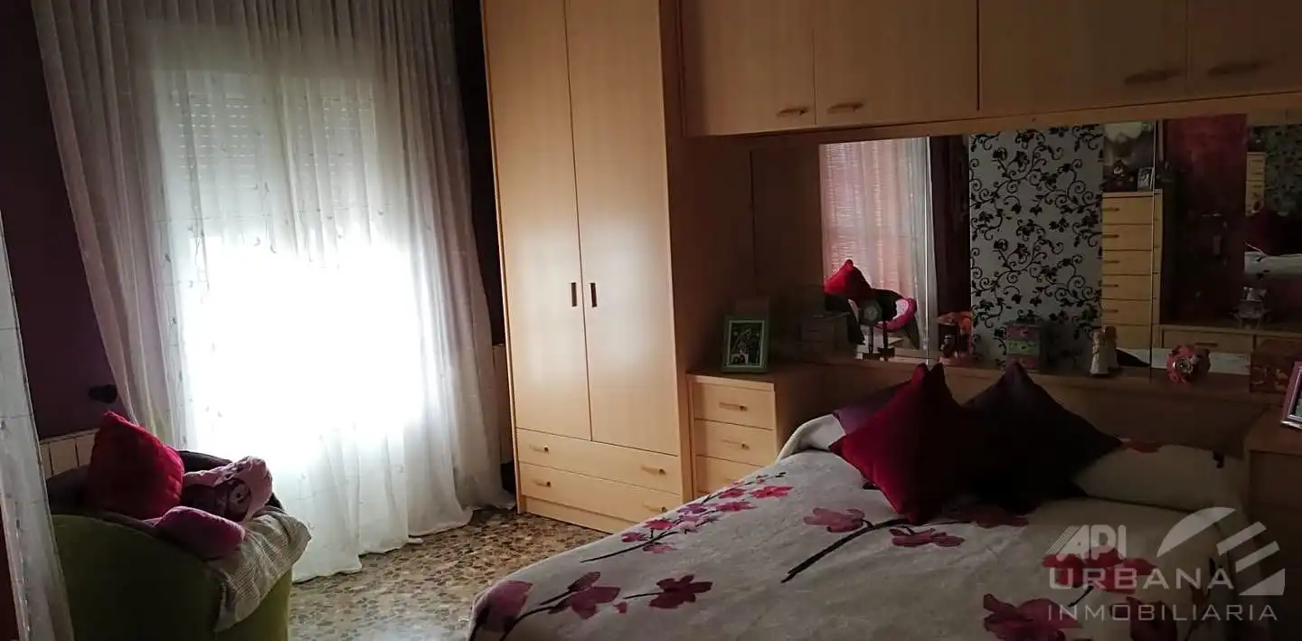 Bedroom of Houses for sale in Nueva Carteya  with Air Conditioner, Heating and Parquet flooring