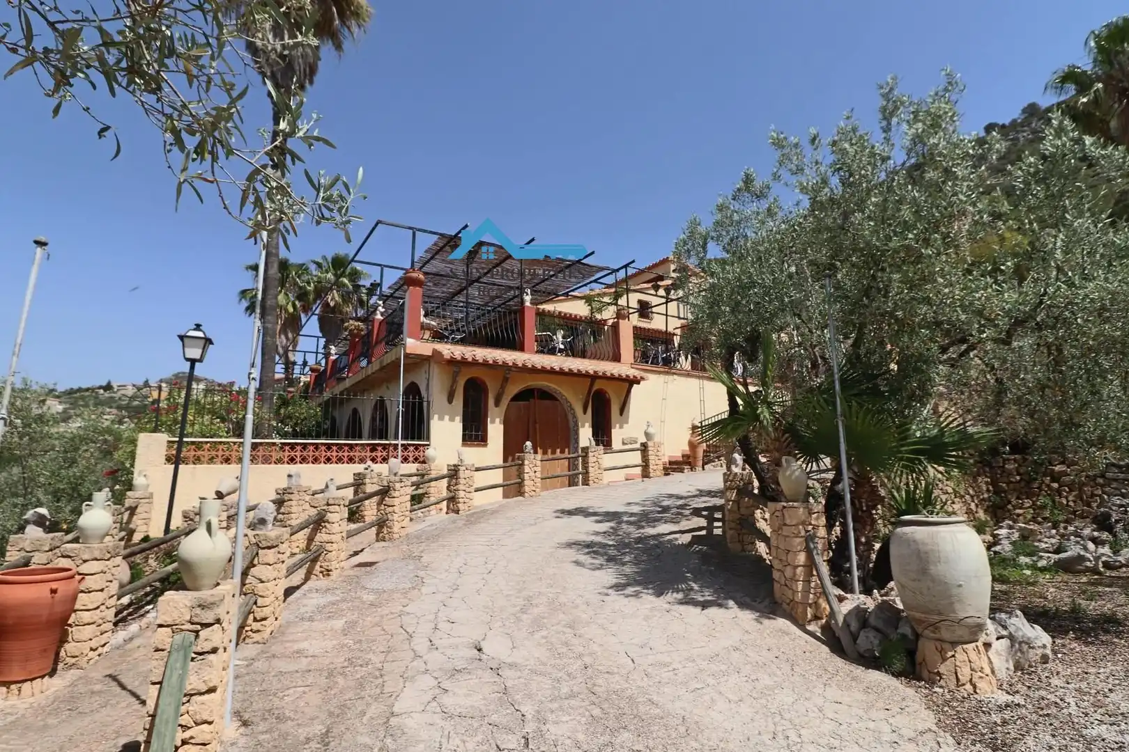 Vista exterior de Finca rústica en venda en Tàrbena amb Jardí privat, Terrassa i Traster