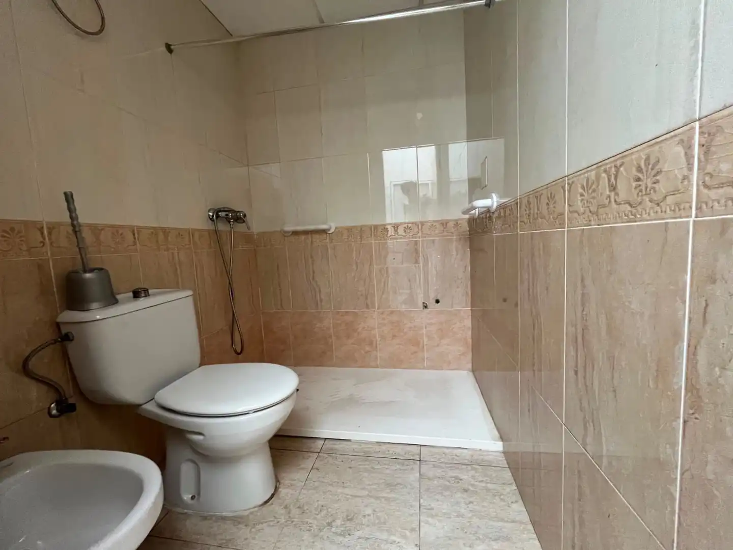 Baño de Planta baja en venta en Tarragona con Terraza, Trastero y Amueblado