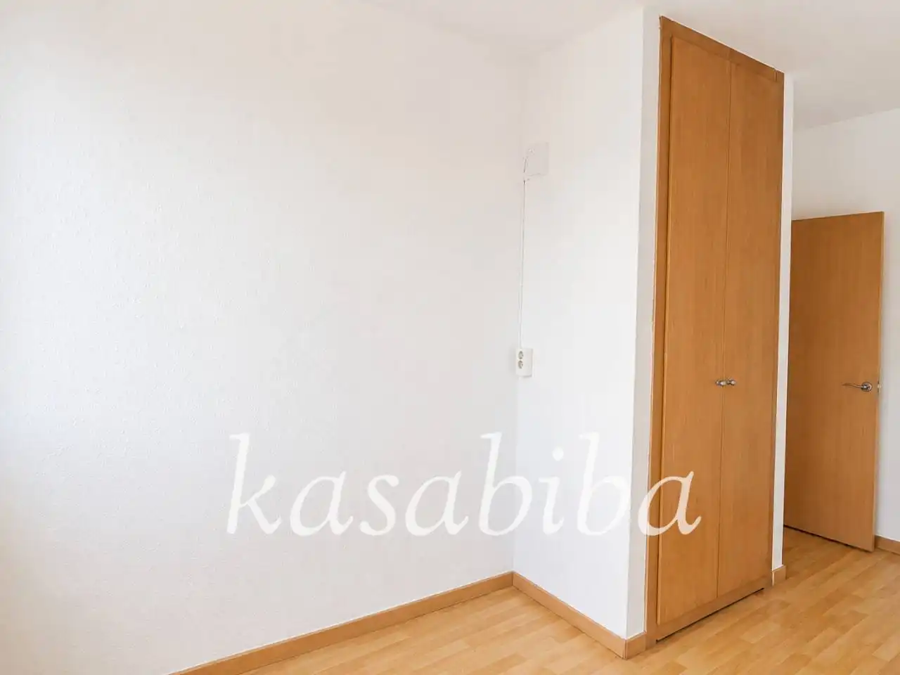Bedroom of Flat for sale in Valencia