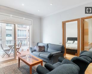 Living room of Flat to rent in  Barcelona Capital  with Air Conditioner, Heating and Furnished