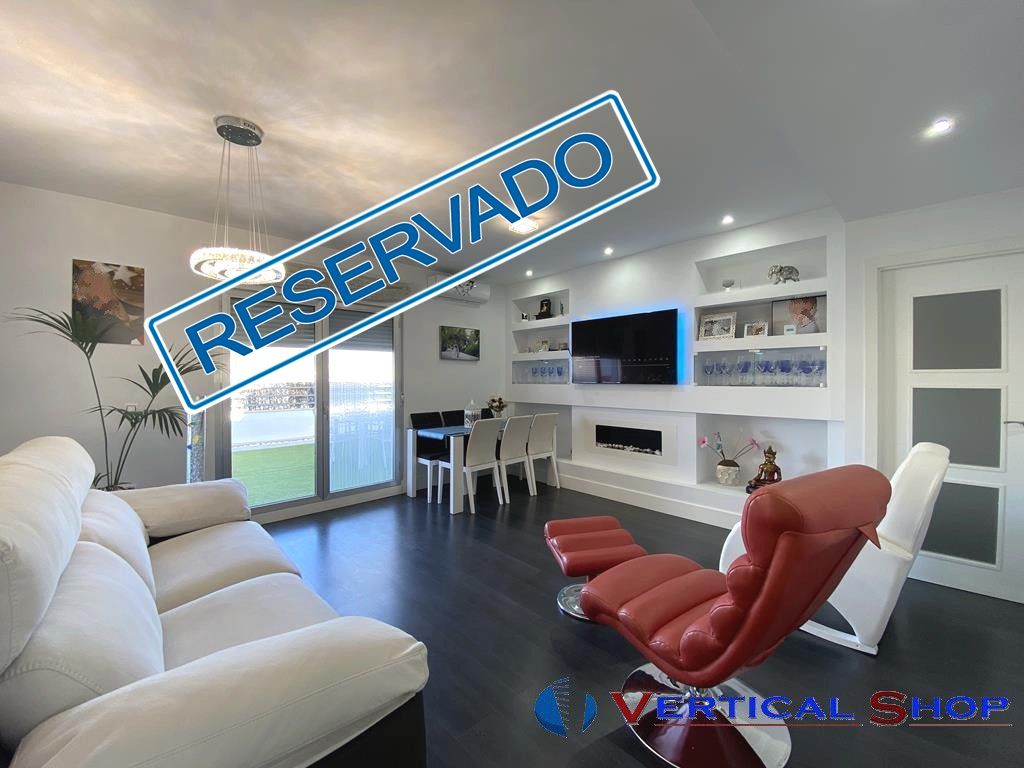 Sala de estar de Ático en venta en Caudete con Aire acondicionado, Calefacción y Terraza