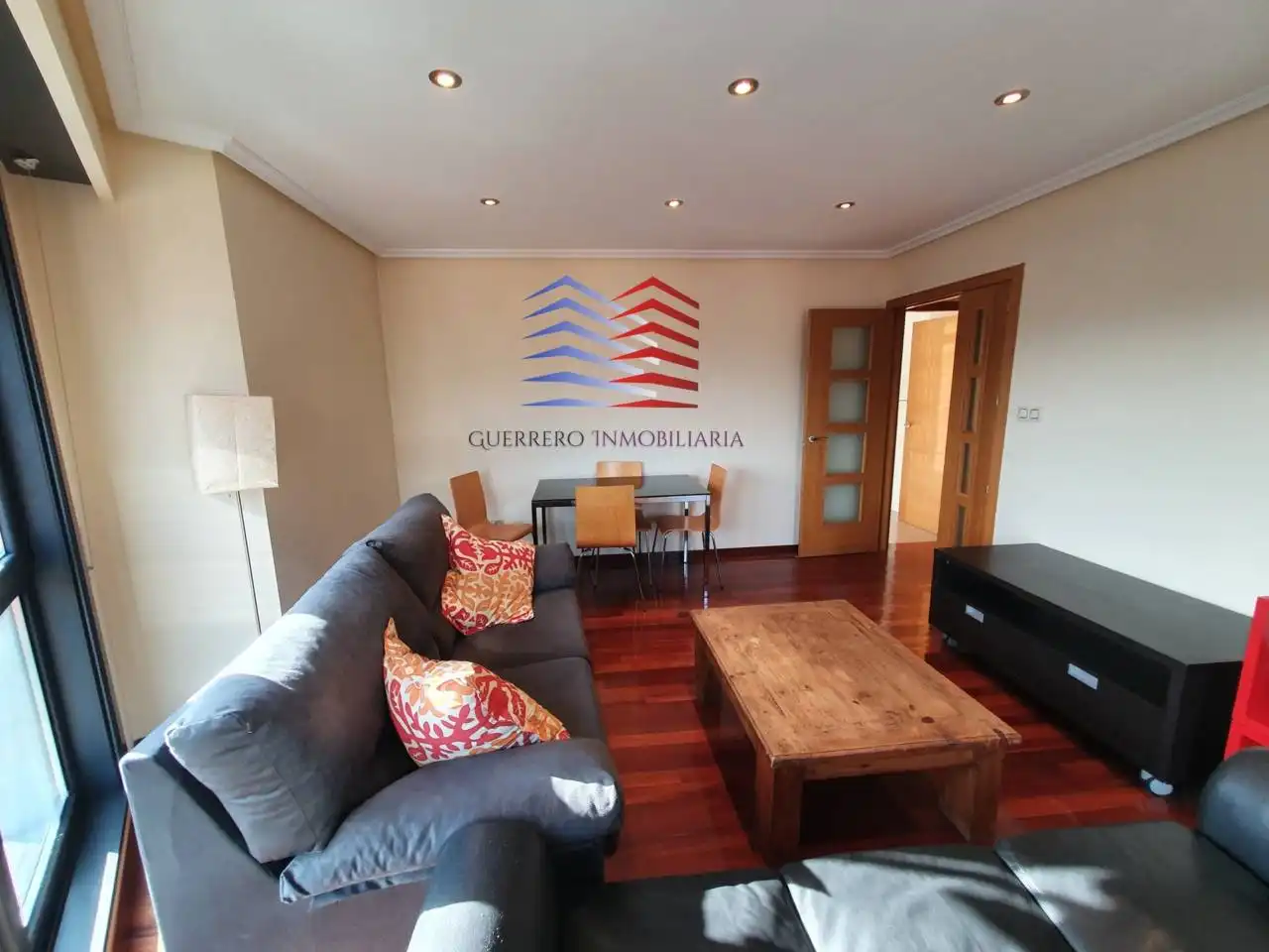 Wohnzimmer von Wohnung zur Miete in Ourense Capital  mit Heizung, Parkett und Terrasse