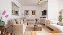 Living room of Flat for sale in  Madrid Capital  with Air Conditioner and Heating