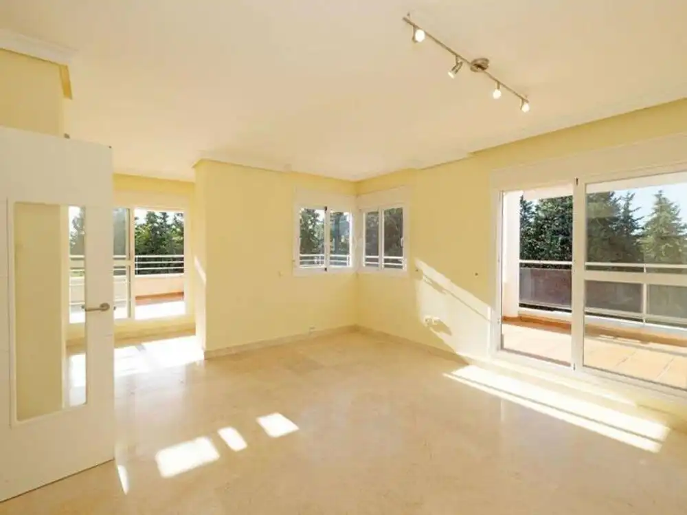 Penthouse mit Pool zum Verkauf in Selwo, imagen 2