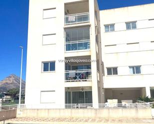 Vista exterior de Àtic de lloguer en Jávea / Xàbia amb Aire condicionat, Piscina i Moblat