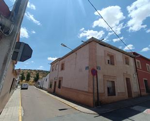 Vista exterior de Casa o xalet en venda en Ciudad Real Capital amb Terrassa