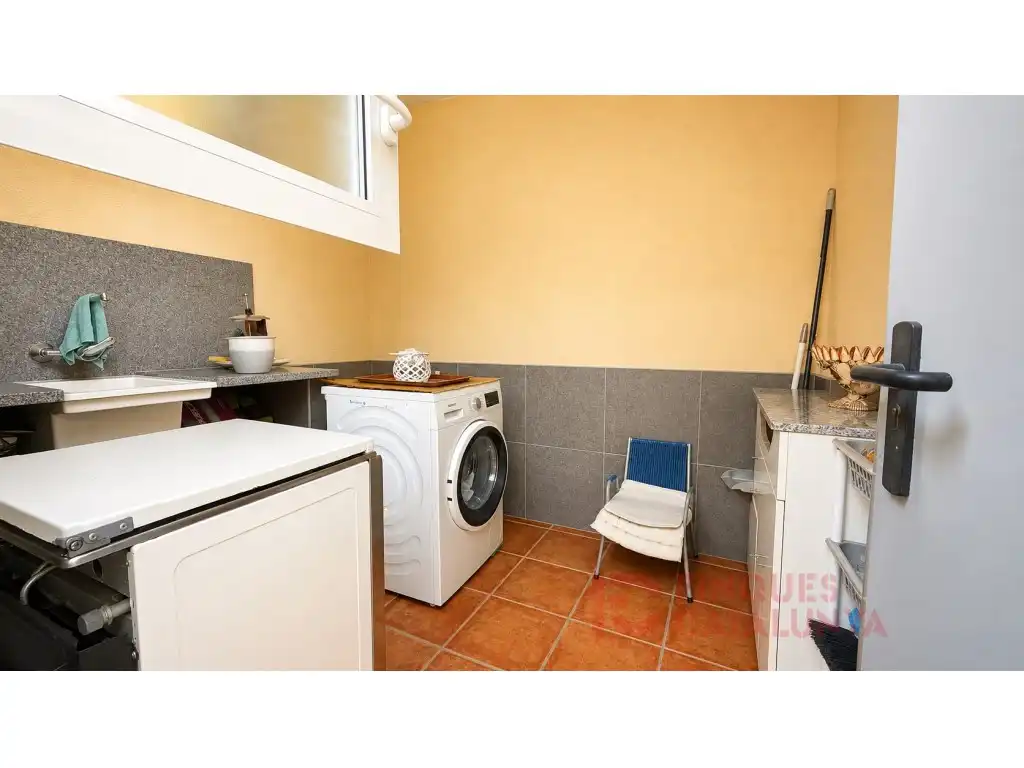 Cuina de Casa o xalet en venda en Girona