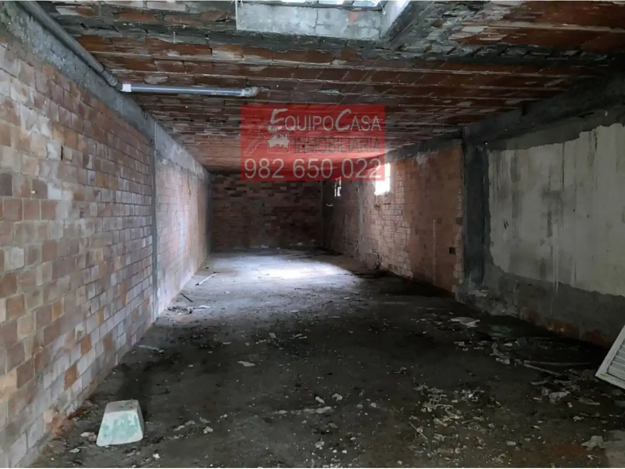 Casa adosada en venta en Lugo con Terraza, Amueblado y Alarma