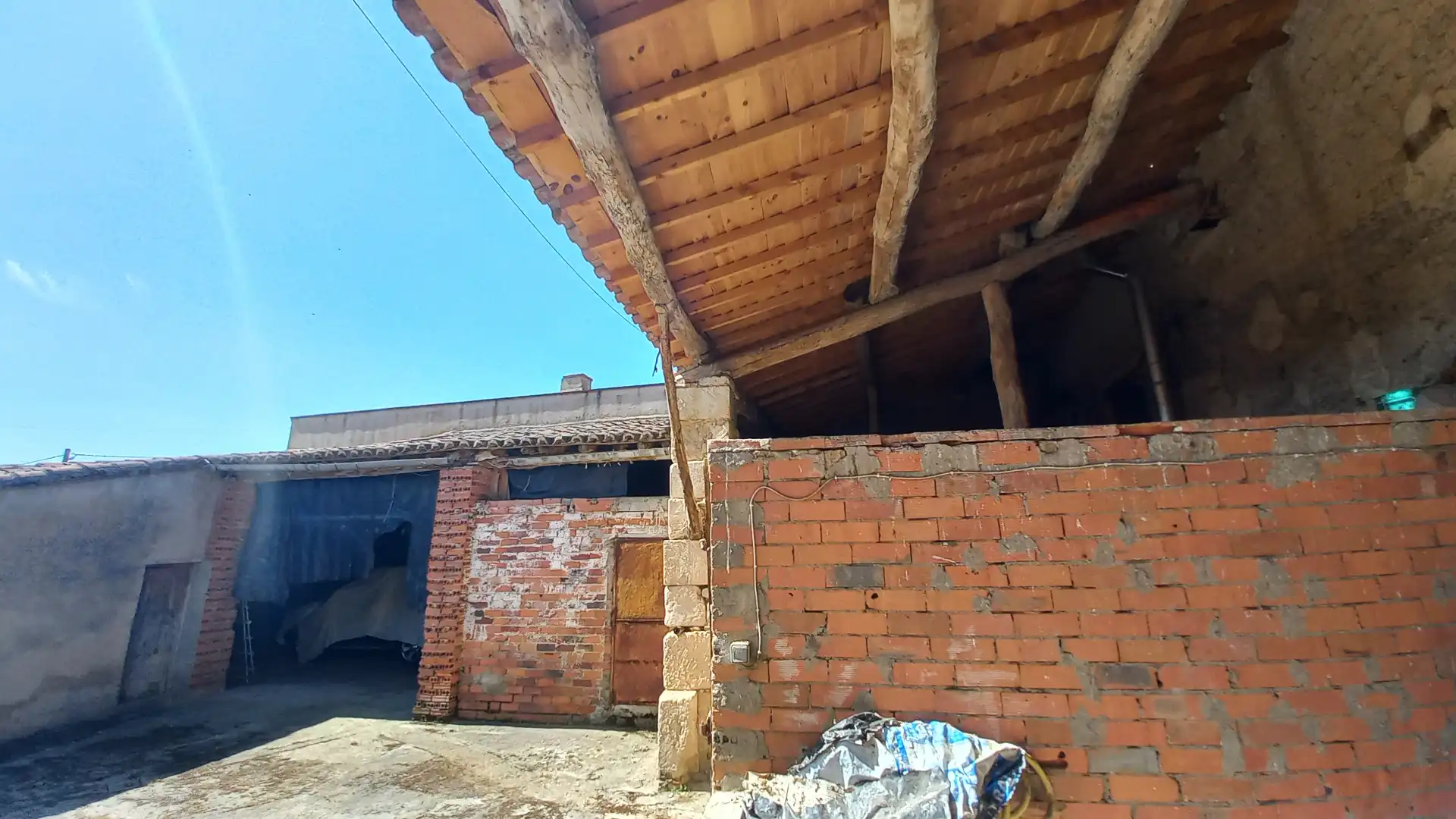 Casa en venda a Corrales del Vino, imagen 43