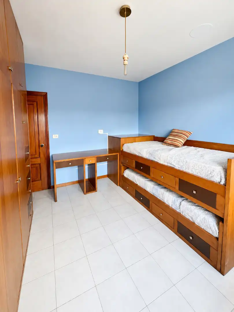 Bedroom of Flat for sale in Aguiño
