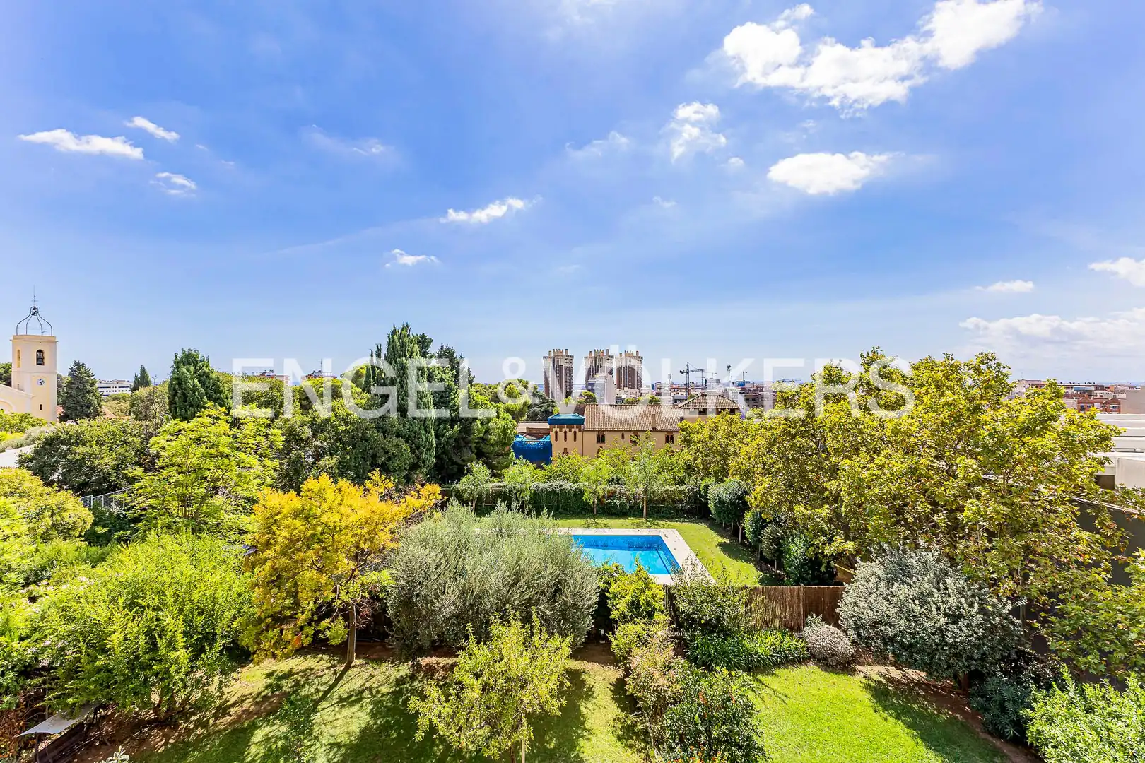 Flat with terrace to rent in El Centre, imagen 28