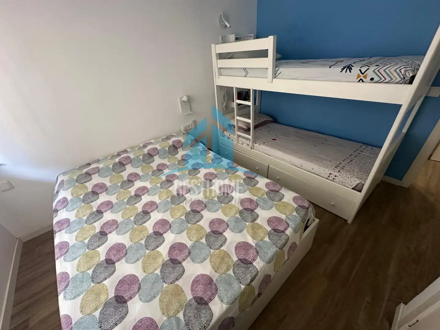 Schlafzimmer von Wohnungen zur Miete in Cullera mit Klimaanlage, Privatgarten und Terrasse