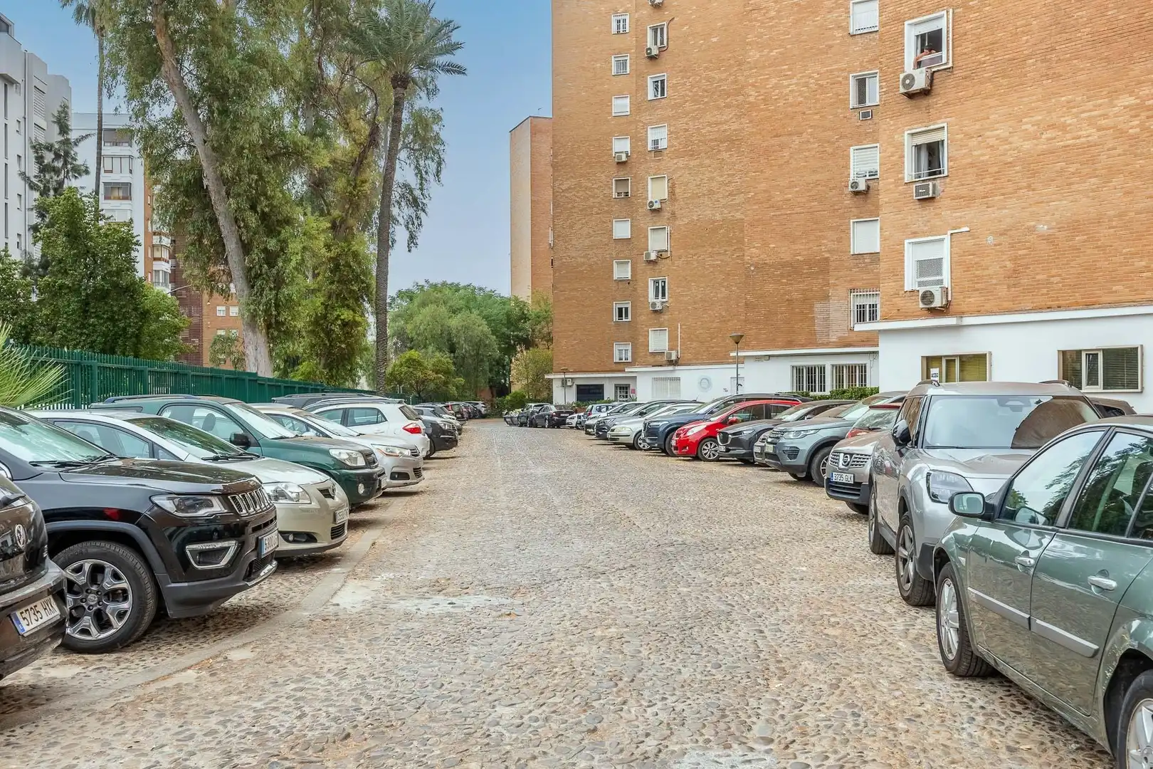 Parking of Flat for sale in Sevilla  with Air Conditioner, Heating and Private garden