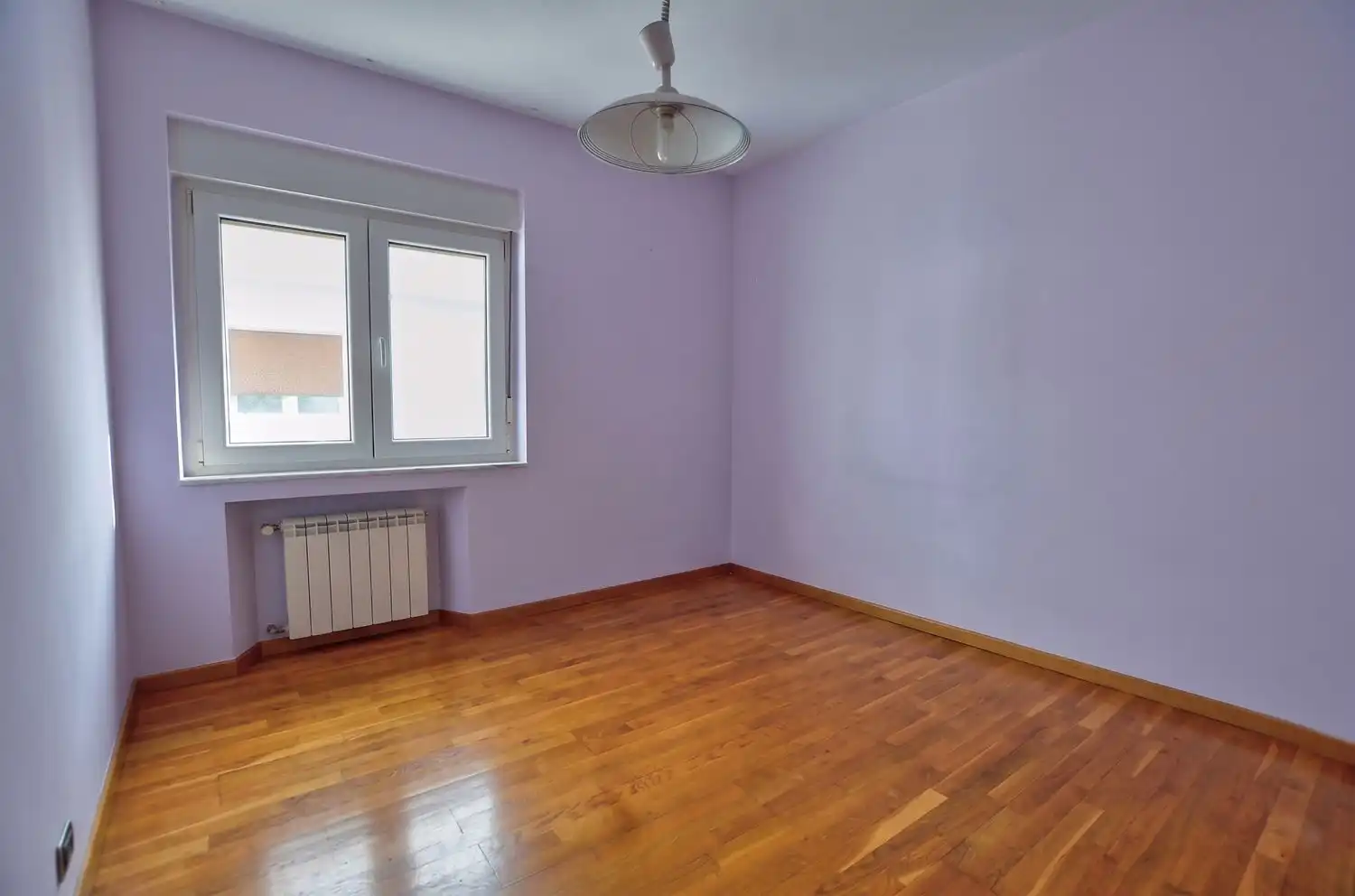 Schlafzimmer von Wohnung zum Verkauf in Oviedo  mit Heizung, Terrasse und Schwimmbad