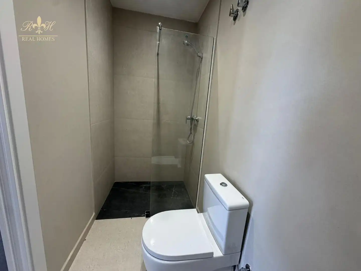 Flat for rent in PINTOR RIBERA, Escandinavia - Cautivador