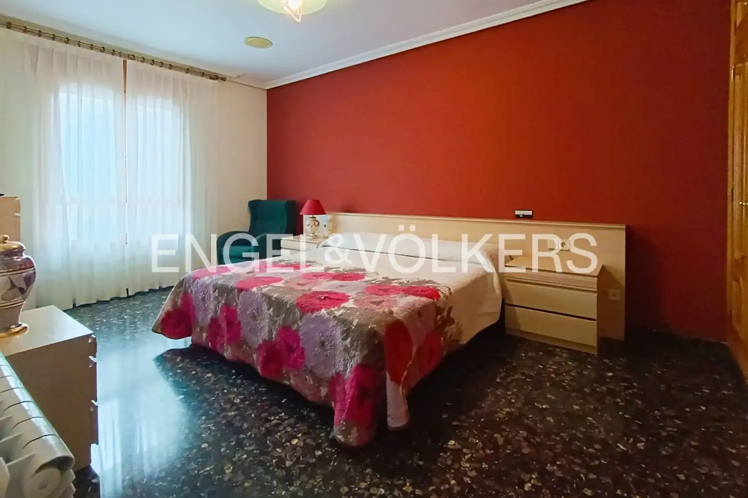 Pis amb terrassa de lloguer a Sant Josep - Zona Hospital, imagen 7