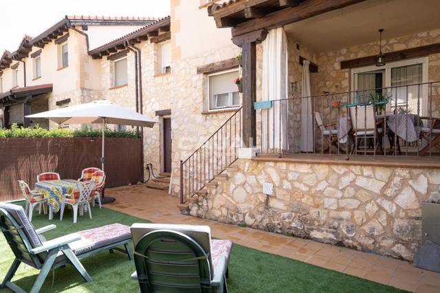 Casa adosada en Venta en Arroyo Maximartín en Riaza