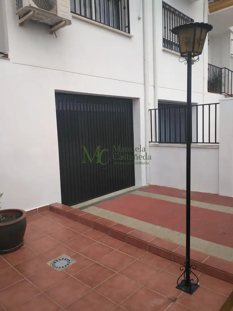 Duplexes for rent in Este