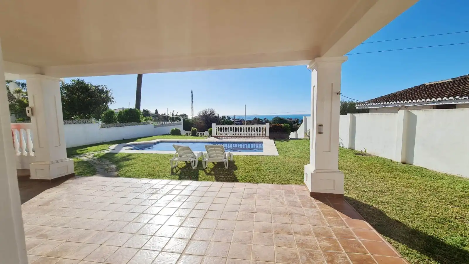 Jardí de Casa o xalet en venda en Benalmádena amb Aire condicionat, Jardí privat i Terrassa