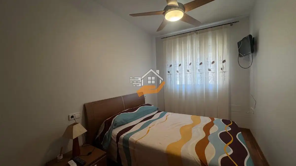 Dormitori de Casa adosada en venda en Los Alcázares amb Aire condicionat, Terrassa i Traster