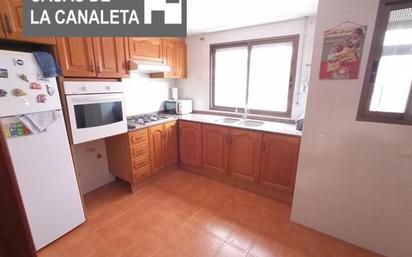 Kitchen of Flat for sale in Mislata  with Air Conditioner, Heating and Balcony