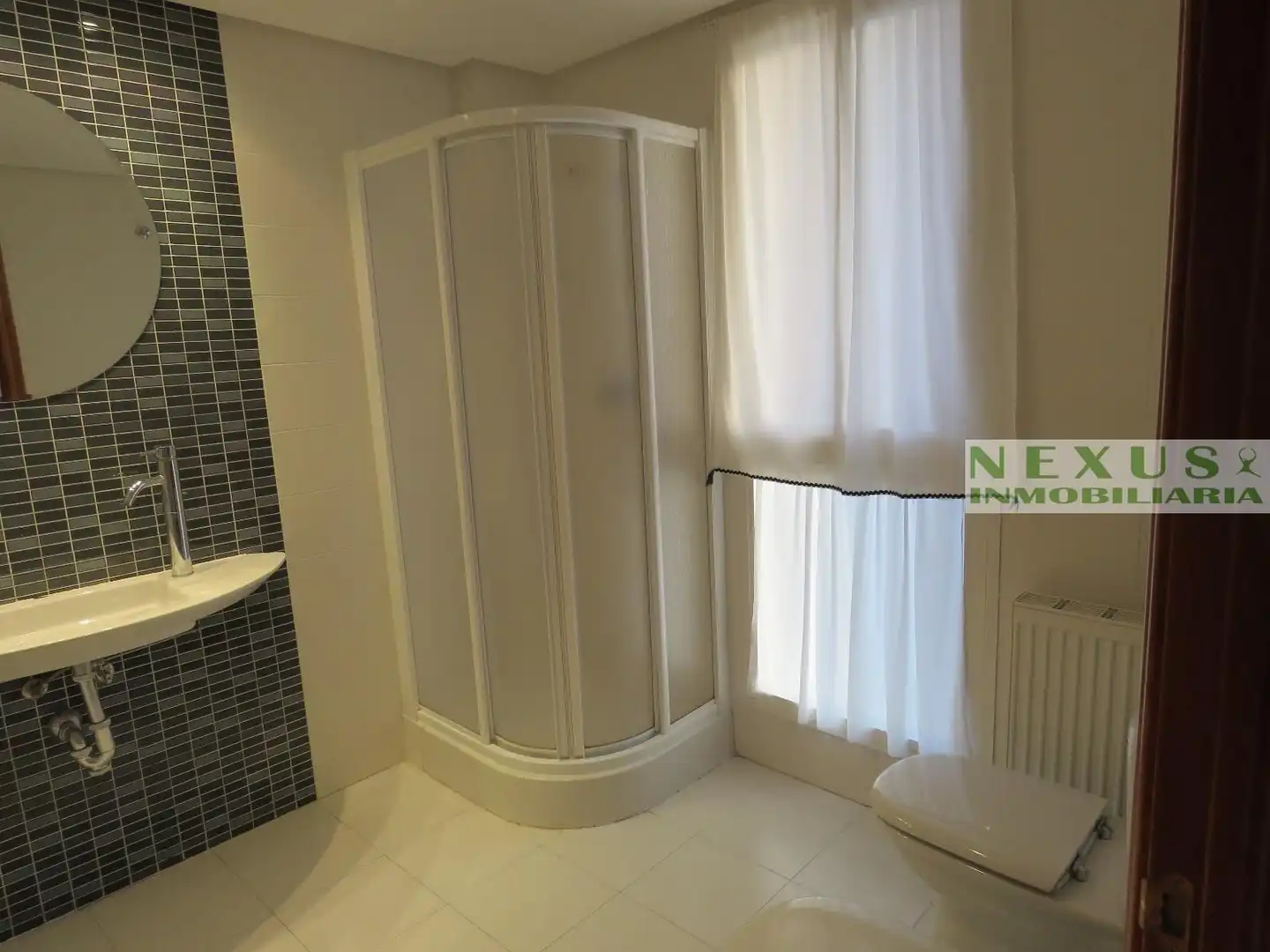 Bathroom of Houses for rent in Cáceres  with Air Conditioner, Heating and Private garden