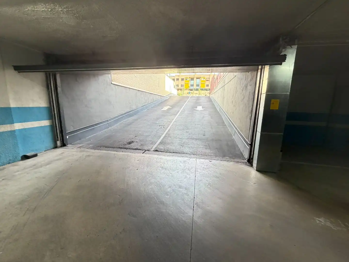 Parking de Garaje de alquiler en Pinto con Alarma