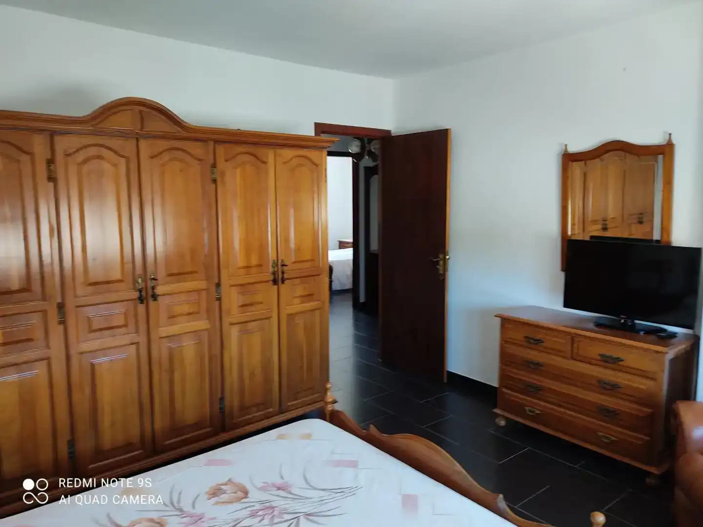 Schlafzimmer von Wohnung zur Miete in Carnota mit Möbliert, Ofen und Waschmaschine