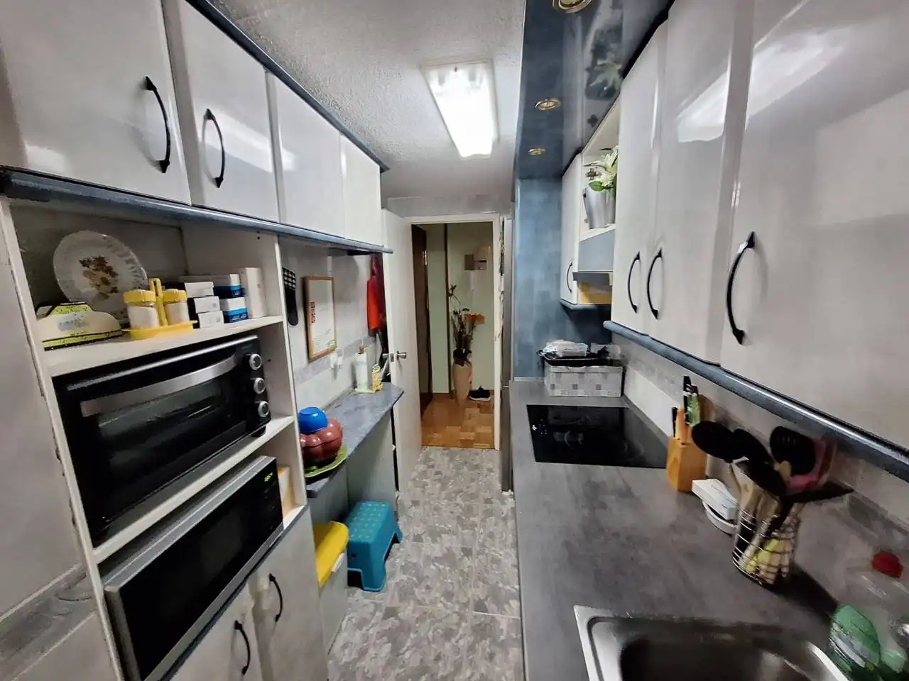 Kitchen of Flat for sale in Fuenlabrada  with Air Conditioner, Heating and Parquet flooring