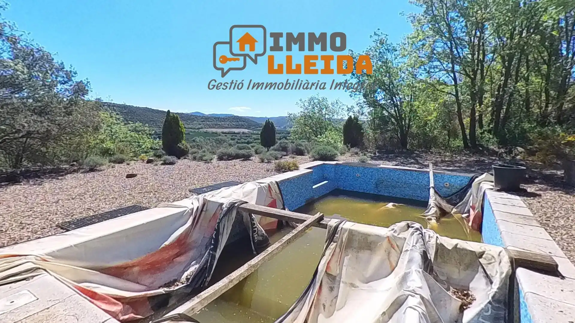 Swimming pool of Houses for sale in Pinós  with Heating, Terrace and Storage room