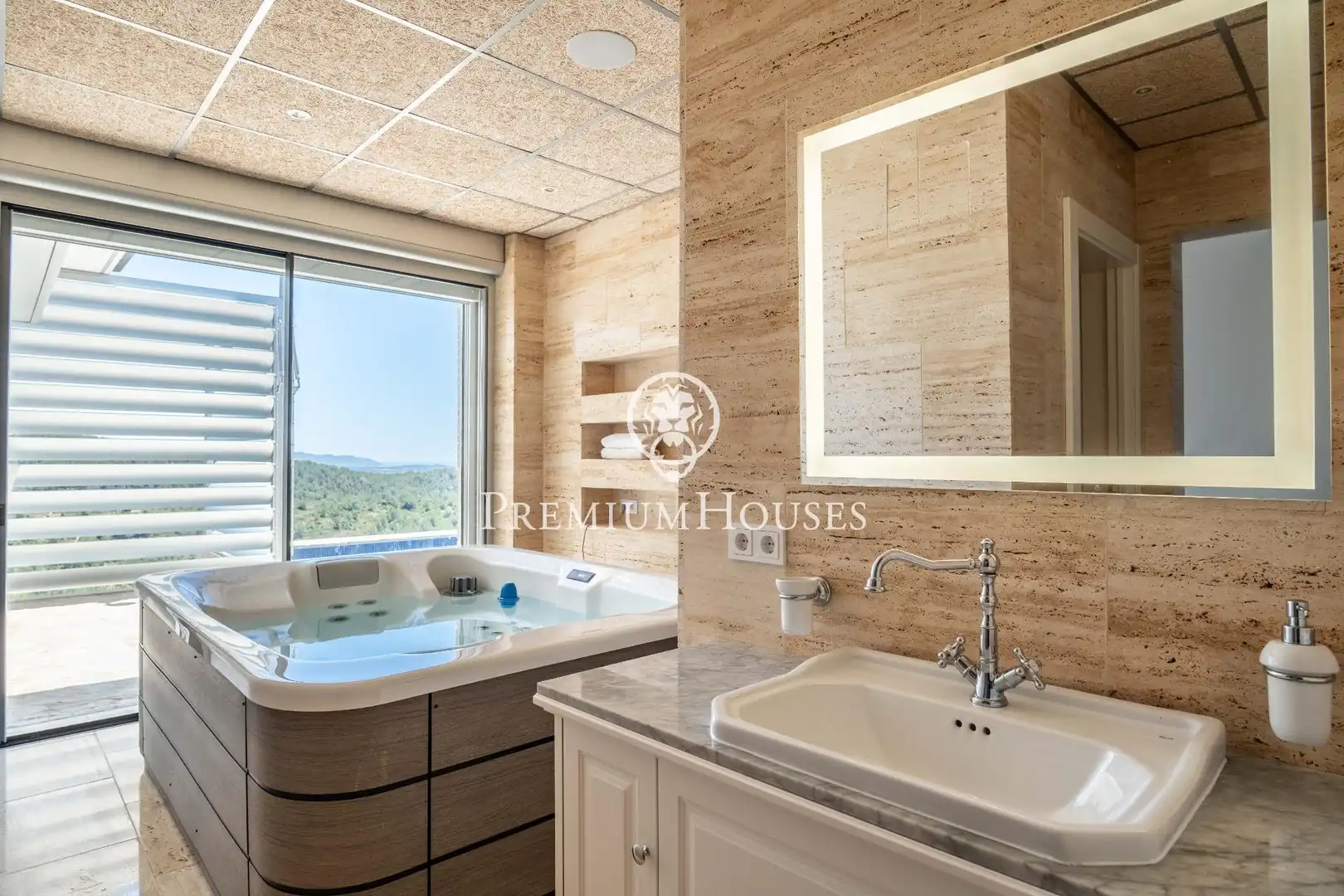 Casa amb piscina en venda a Castellet i la Gornal, imagen 26