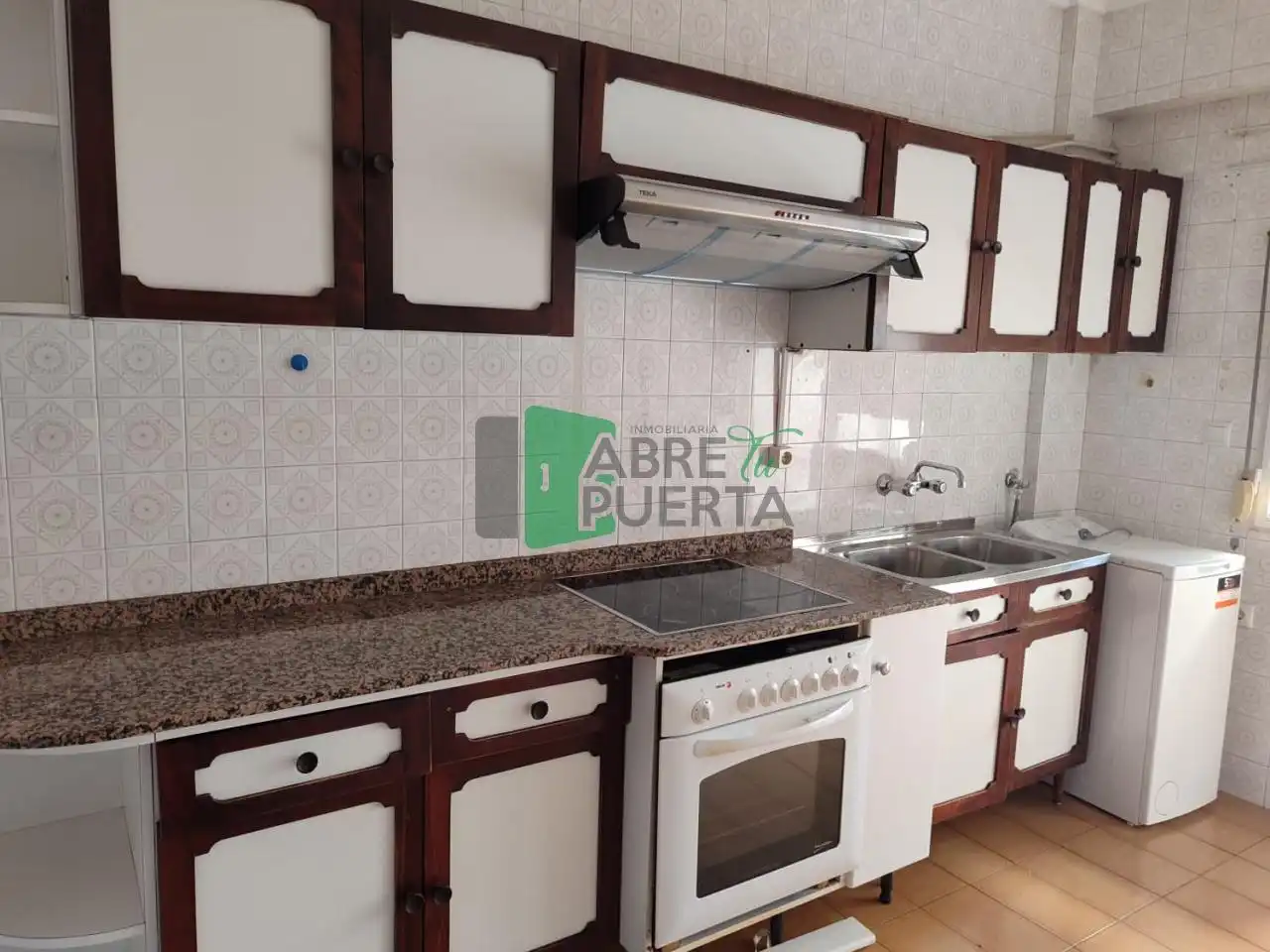 Kitchen of Flat for share in Ourense Capital   with Heating, Terrace and Furnished