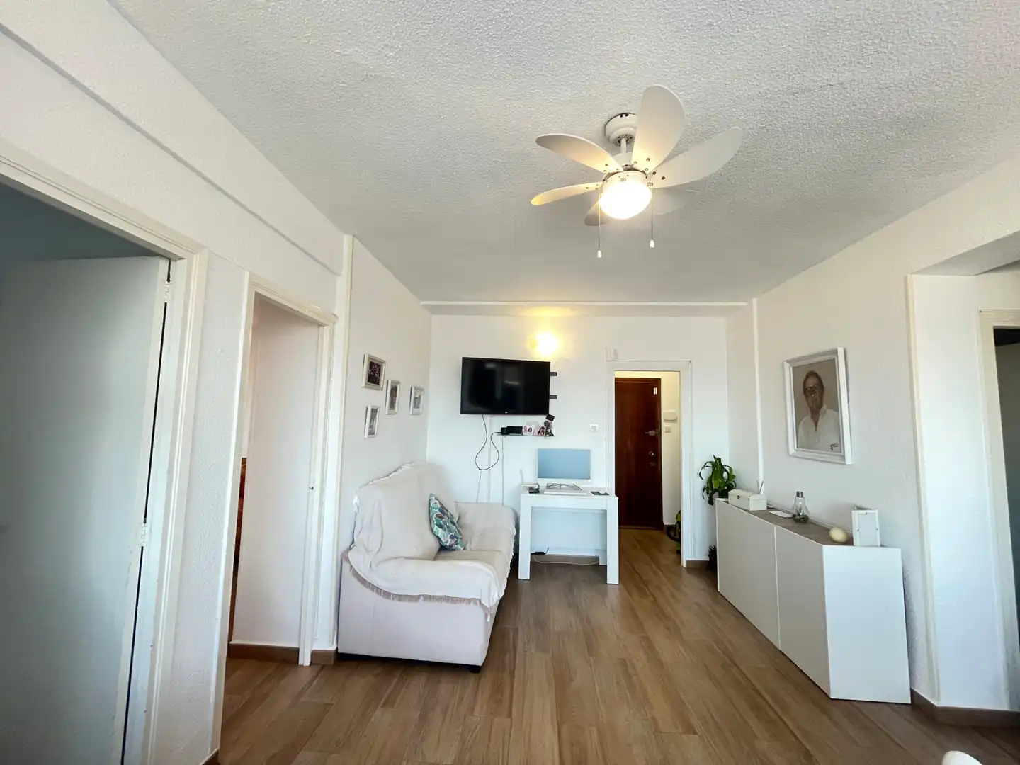 Sala de estar de Piso en venta en Cartagena con Aire acondicionado, Calefacción y Amueblado