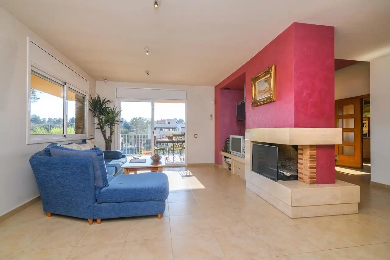 Living room of Houses for sale in Sabadell  with Air Conditioner, Heating and Terrace