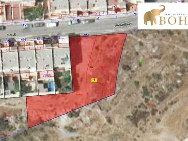Terreny residencial en venda a Calle Calle Mandarino