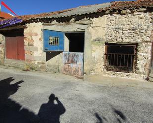 Vista exterior de Casa o xalet en venda en Trescasas