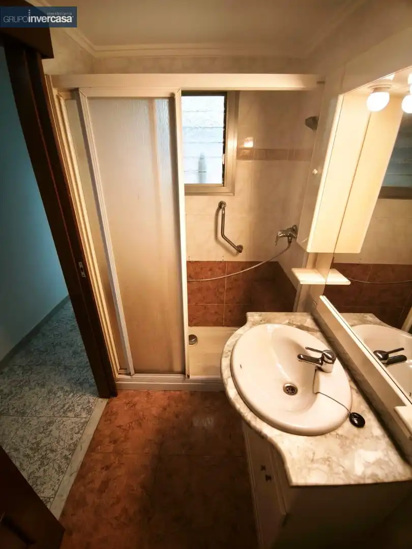 Bathroom of Flat for rent in Manises  with Balcony