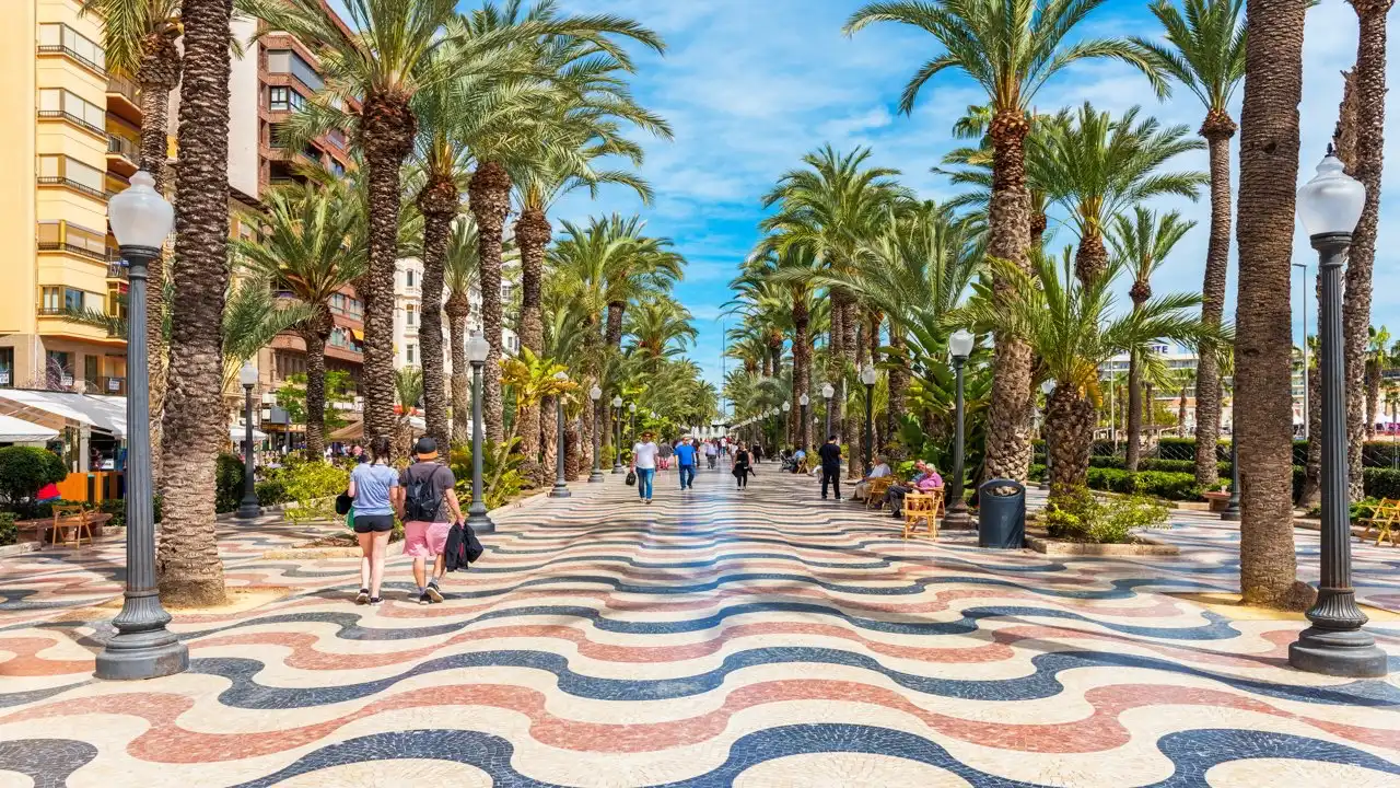 Vista exterior de Pis en venda en San Vicente del Raspeig / Sant Vicent del Raspeig