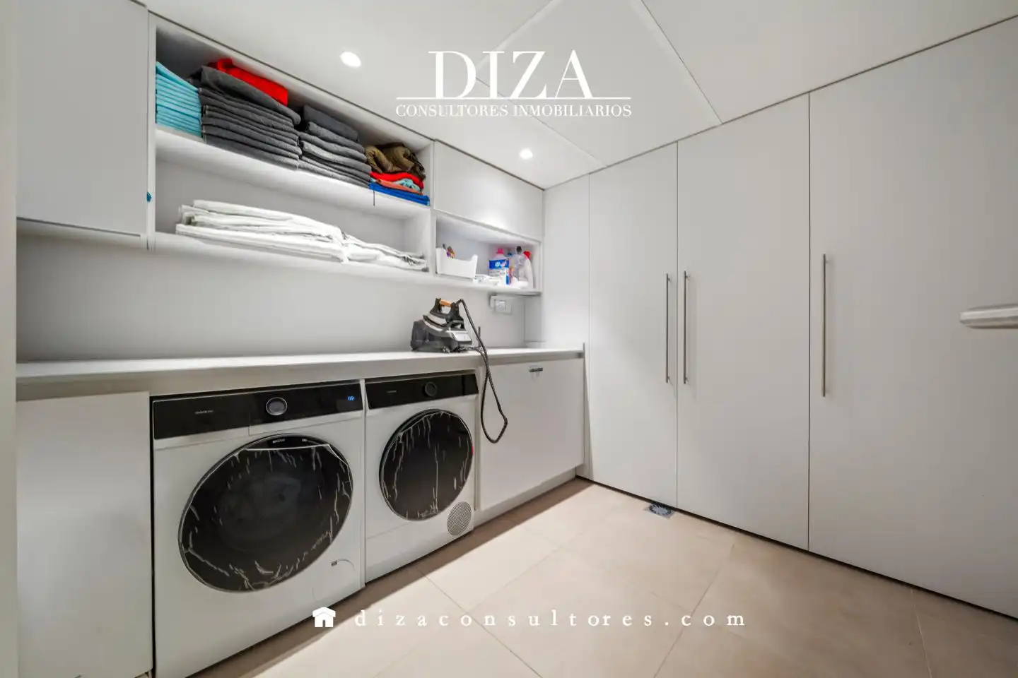 Houses for sale in Las Rozas de Madrid  with Air Conditioner, Heating and Private garden
